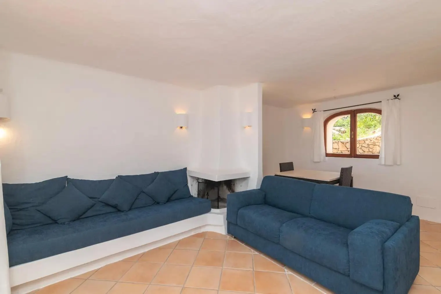 Villa Punta Sardegna Porto Rafael